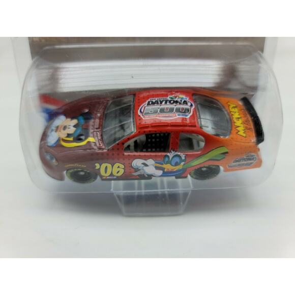 Disney Nascar Mickey Donald Duck Daytona 500 2006 48th Annual Race 1/64 Diecast - Picture 2 of 3